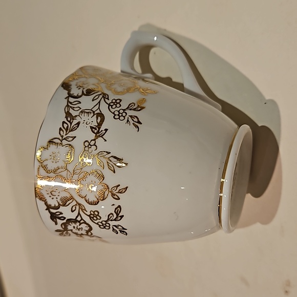 Vintage tea cup and sauce - Picture 3 of 7